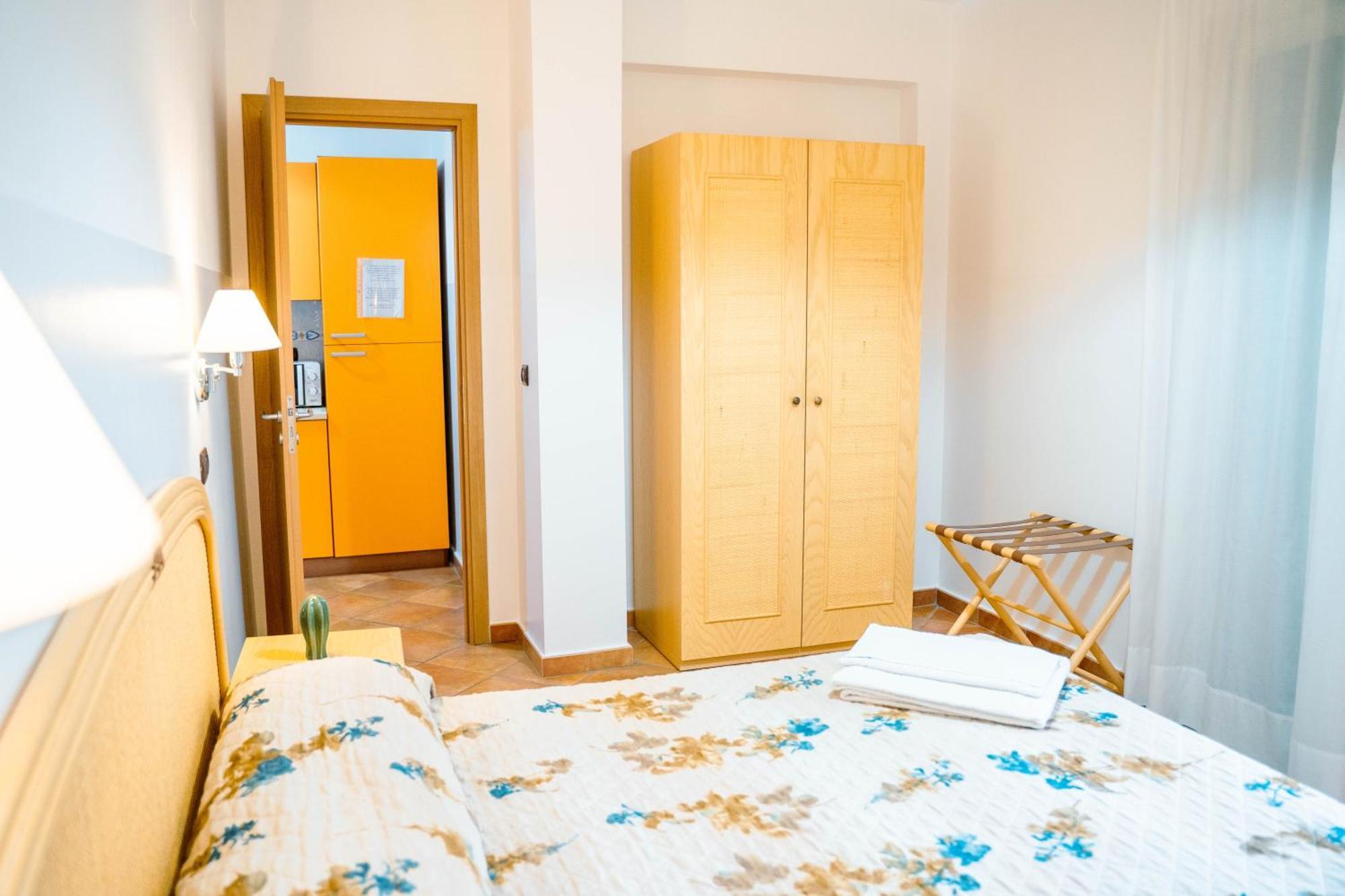 Aparthotel Le Tartarughe Letojanni